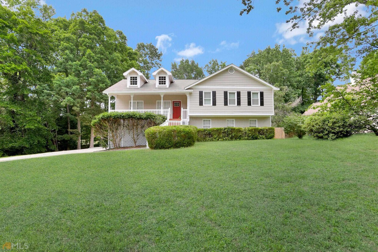 964 Oak Moss Dr, Lawrenceville, GA 30043 House for Rent in