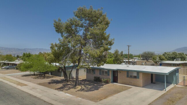 Foto del edificio - 3311 S Jessica Ave