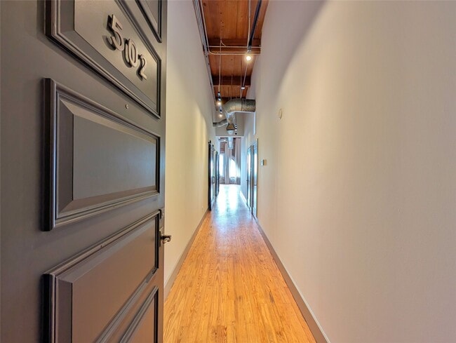 Building Photo - 2400 Mechanic St