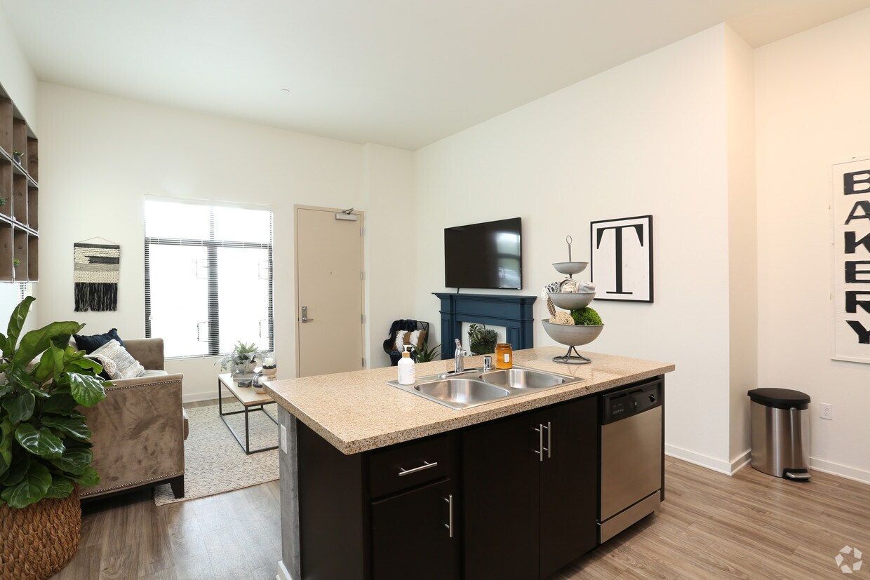 The Quarry Apartments 43304350 Palm Ave La Mesa, CA