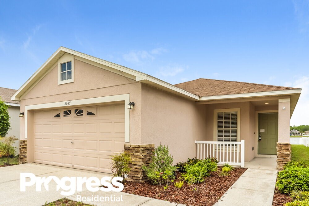 8037 Canterbury Lake Blvd, Tampa, FL 33619 House Rental in Tampa, FL