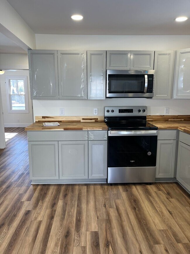 Foto del edificio - Modern Cottage Living Just Minutes from Downtown West Jefferson