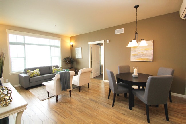 Building Photo - Silver Leaf Residences