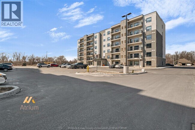 Building Photo - 3340 Stella Crescent