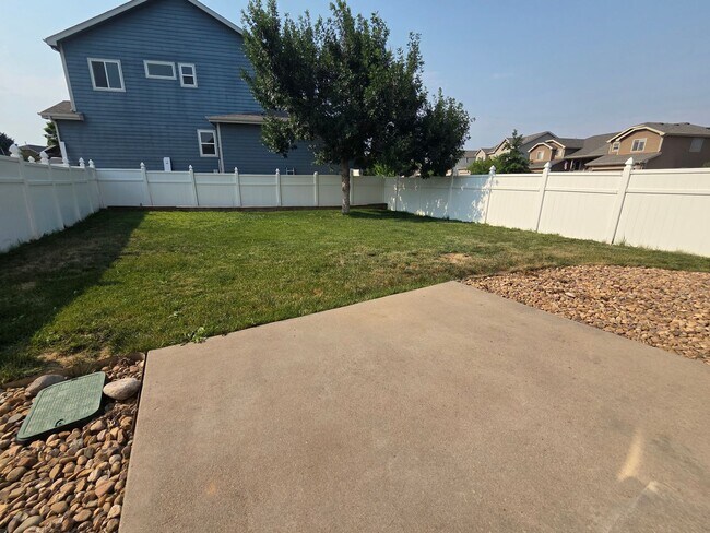 Building Photo - GREAT 3-BDRM, 3-BATH, 2-STORY + BMST. HOME AVAILABLE FOR IMMEDIATE OCCUPANCY IN GRAPEVINE!