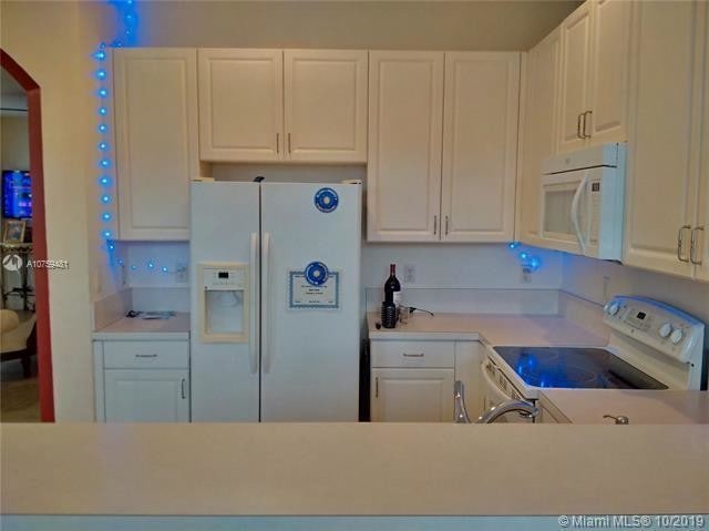 Building Photo - 4365  Coventry Pointe   Lake Worth Fl 33461