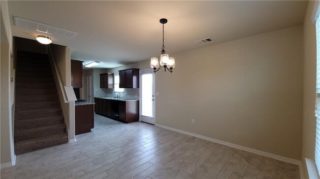 Foto del edificio - 110 Wilson Ct.