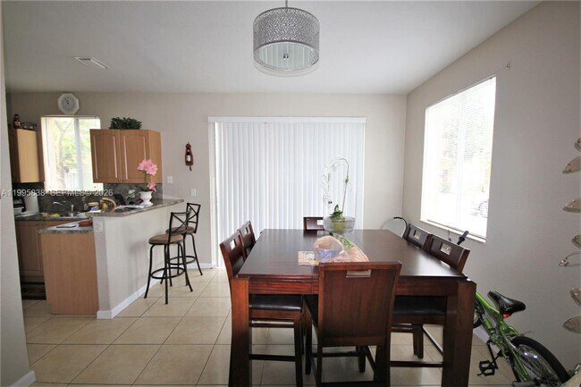 Foto del edificio - 2726 SE 16th Ave