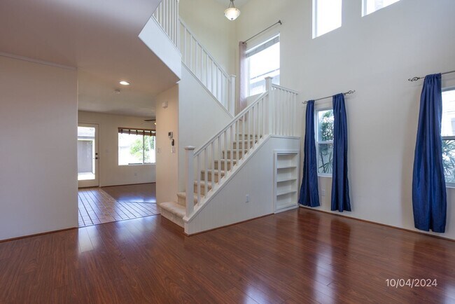 Foto del edificio - SF 3BR/2.5BA/2car garage in Ocean Pointe w...