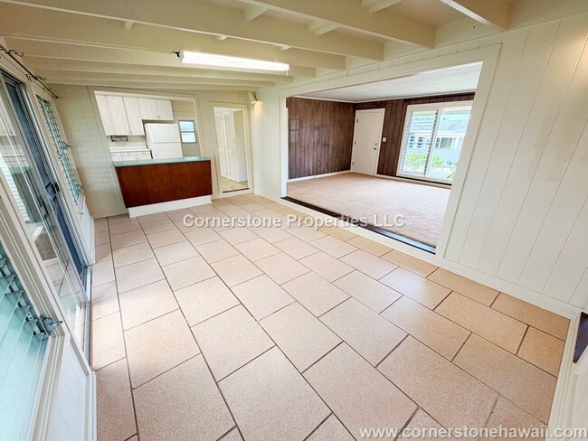 Building Photo - 45-583 Paleka Rd