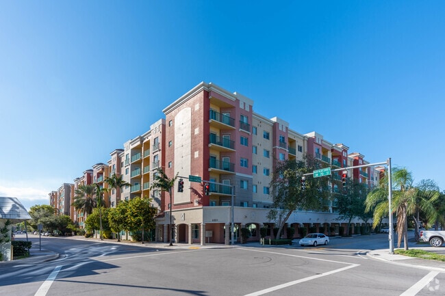 6001 SW 70th St - Valencia South Miami Apartments