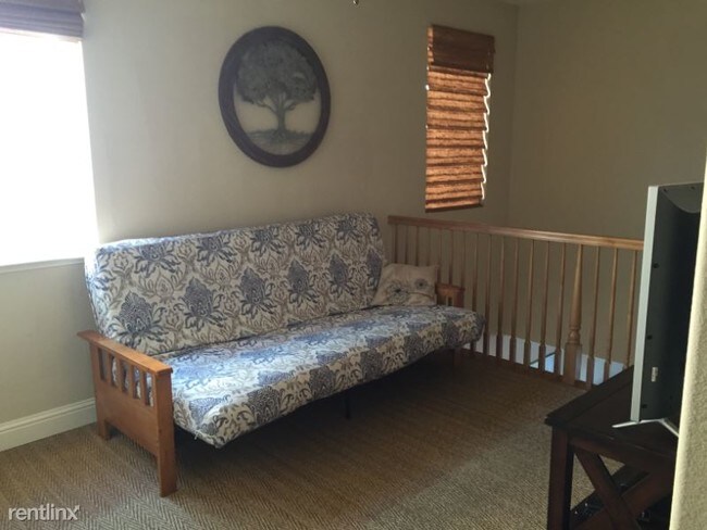 Foto del edificio - 6611 Lake Tulloch Pl