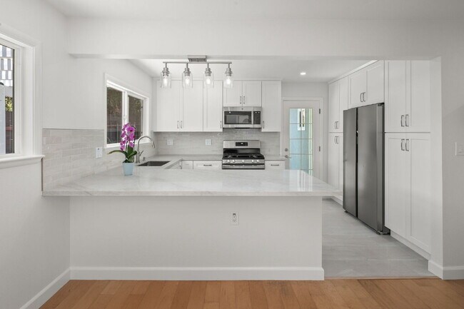 Foto del edificio - Welcome to your rare gem, dream home in Clairemont, San Diego!