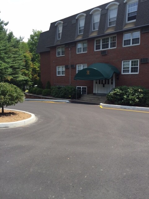 Foto del edificio - 34 Padanaram Rd