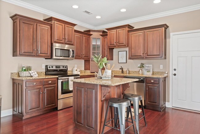Foto del edificio - 3 bed 2.5 bath Townhome Addison @ Belle Vista