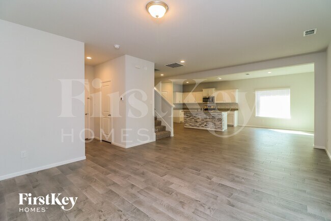 Foto del edificio - 2212 Blythwood Trail