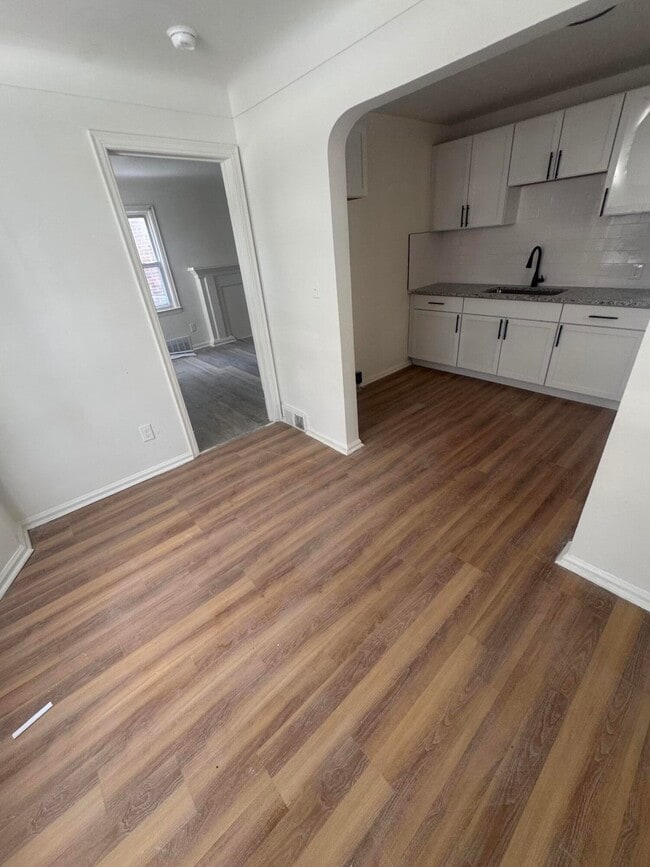 Foto del edificio - 18955 Hamburg St