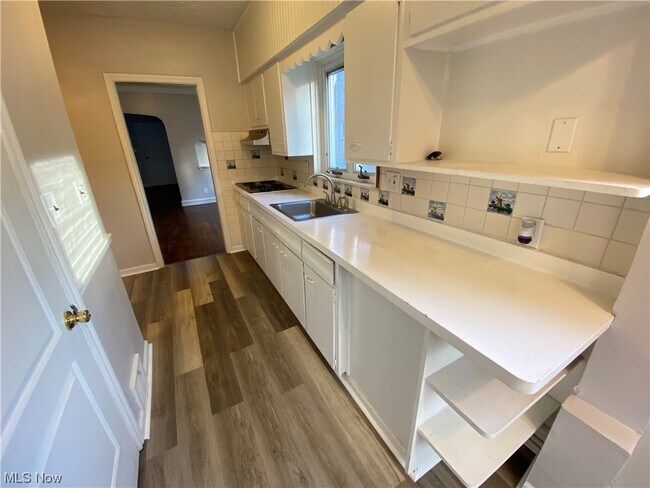 Foto del edificio - 1478 Sherbrook Rd