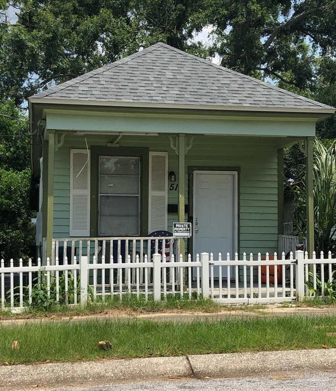 Primary Photo - 516 W Gadsden St