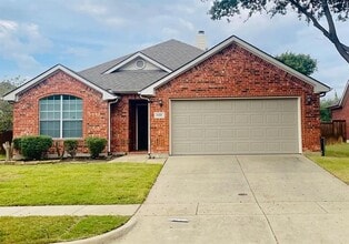 Building Photo - 8416 Sonnet Dr