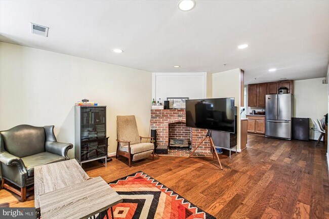 Foto del edificio - 1325 Fairmont St NW