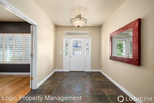 Foto del edificio - 3 br, 3 bath House - 9934 S. Cascade Park Dr
