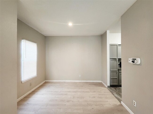 Foto del edificio - 14550 Fonmeadow Dr