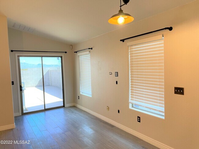 Building Photo - 8373 S Egyptian Dr