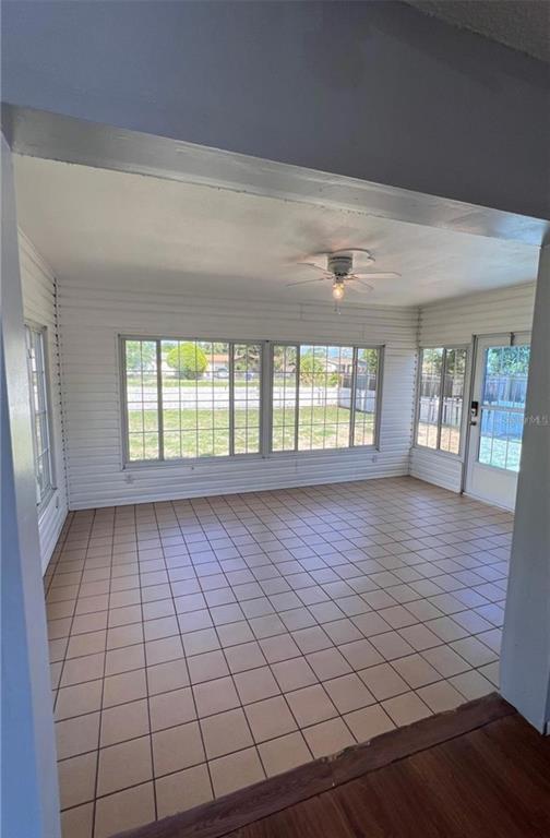 Building Photo - 9103 Whitman Ln