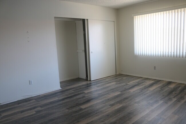 Building Photo - 3107 Ginger Ave