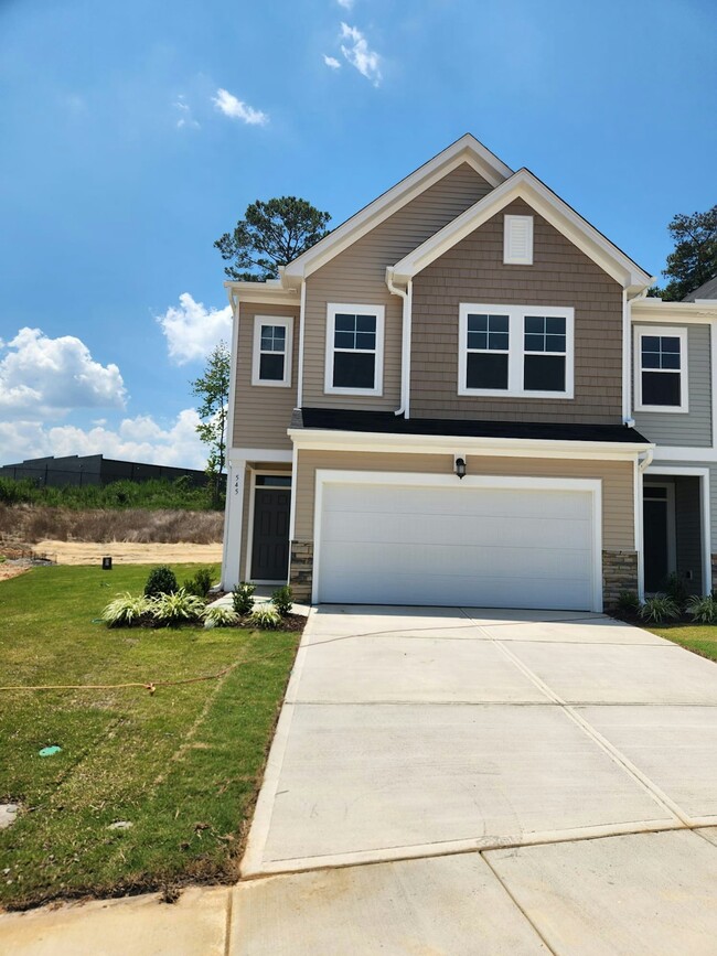 Building Photo - 545 Giovanni Dr