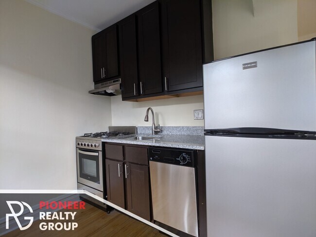 Foto del edificio - 4735 N Hermitage Ave