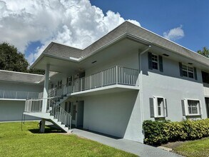 Building Photo - 10193 N Military Trl