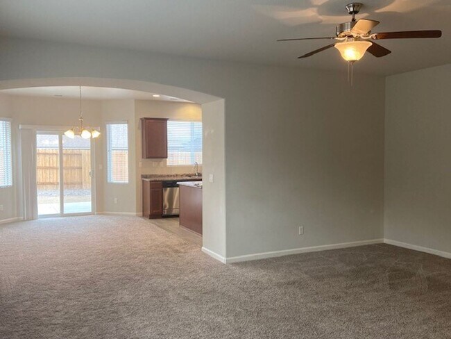 Foto del edificio - Fernley 3 Bedroom Home