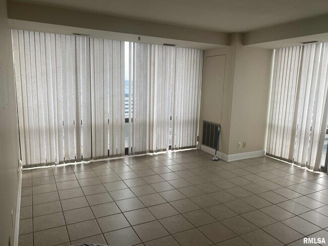 Foto del edificio - 125 SW Jefferson Ave