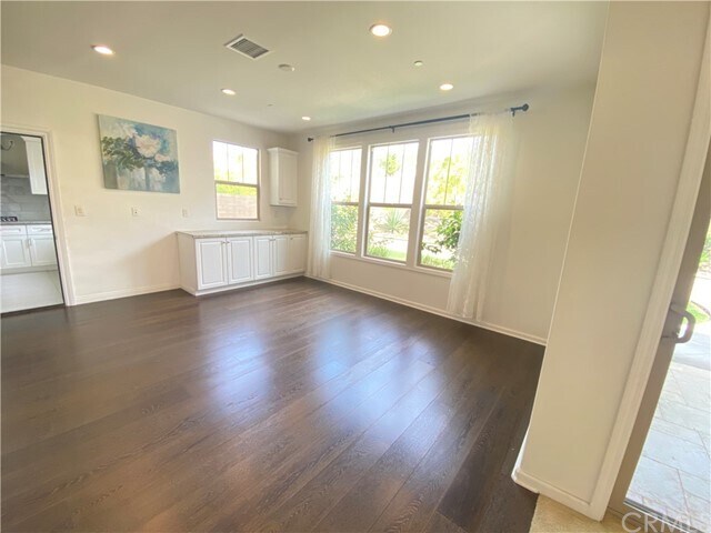 Building Photo - 149 Allium