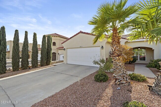 Building Photo - 11682 Dos Palmas Dr