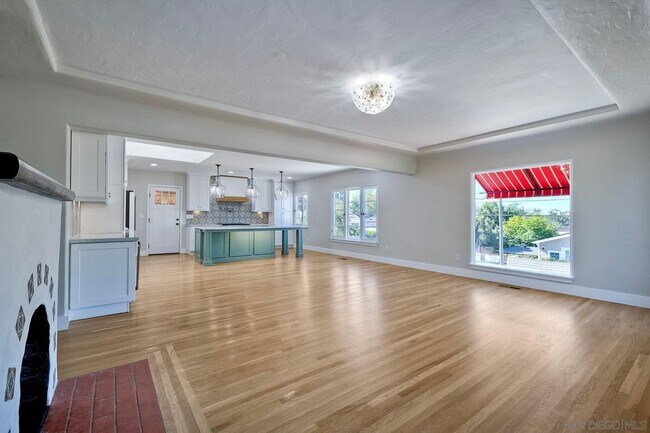 Foto del edificio - 905 Barr Ave