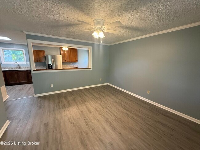 Building Photo - 10507 Millers Ln