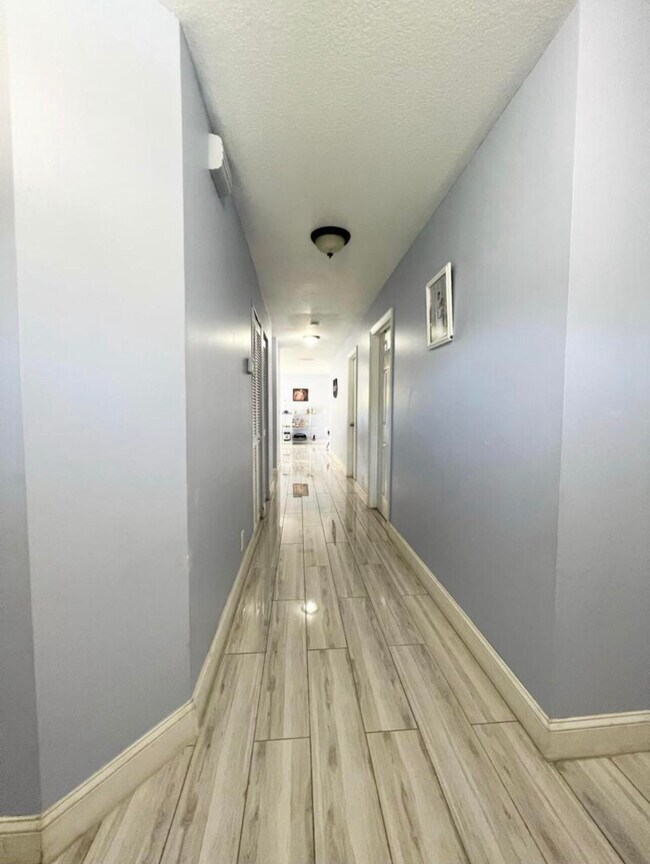 Foto del edificio - 4797 Bertha St