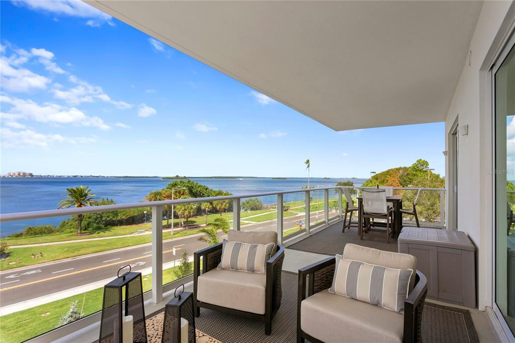 Foto principal - 1020 Sunset Point Rd