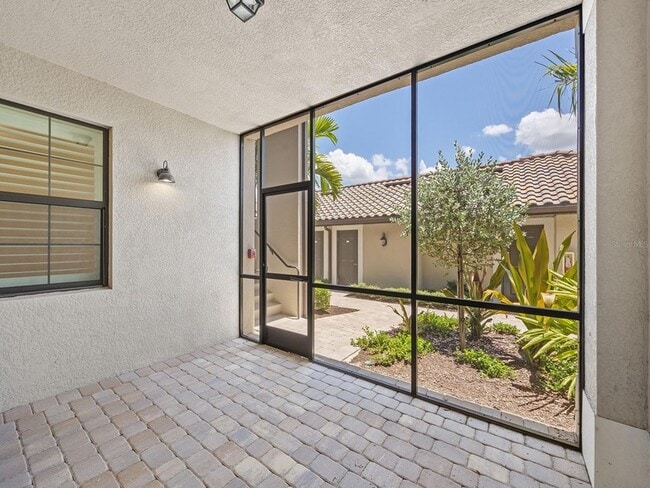 Building Photo - 5694 Palmer Cir