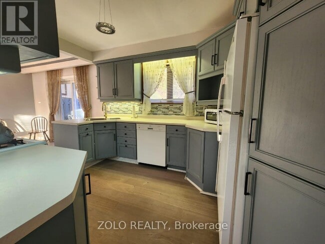 Building Photo - 5 Cabot Ct