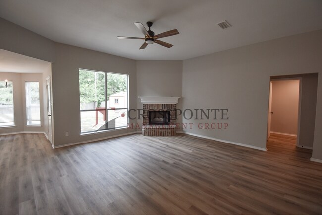 Foto del edificio - Available Now! Stunning 4 Bed 2 Bath Home in Flint, Tx! Whitehouse ISD!