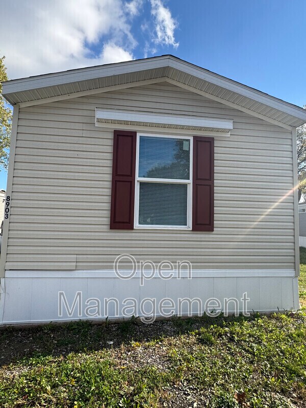 Foto del edificio - 8701 NE 107th St