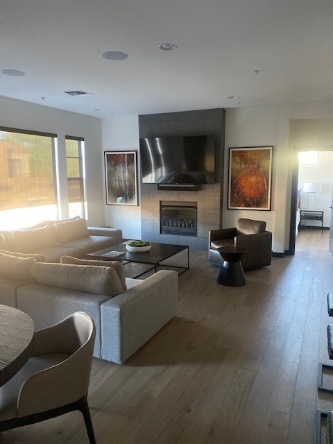 Spacious family room overlooking McDowell Mountain - 19550 N Grayhawk Dr