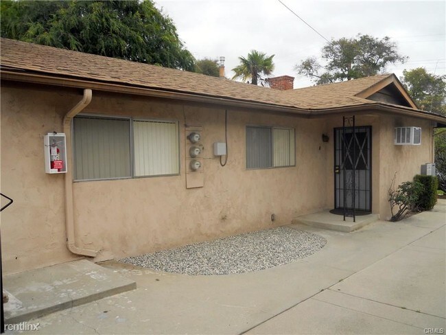 Foto del edificio - 3 br, 2 bath Triplex - 419 S 1st St Apt A