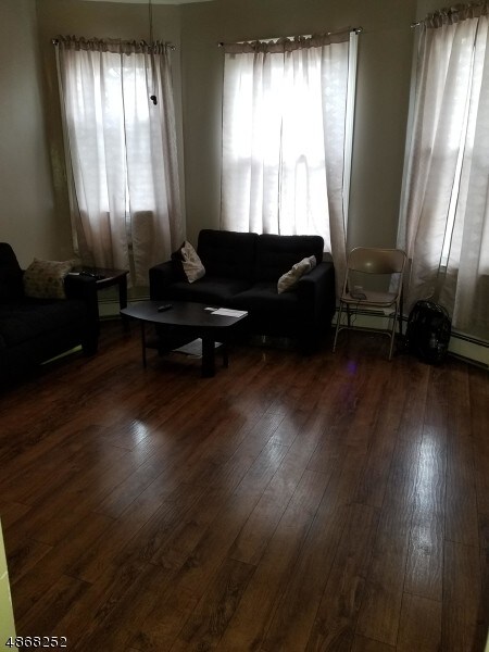 Foto del edificio - 206 N 6th St