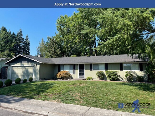 Foto del edificio - Very Nice 3 Bedroom 2 Bath Home-Located on a Corner Lot