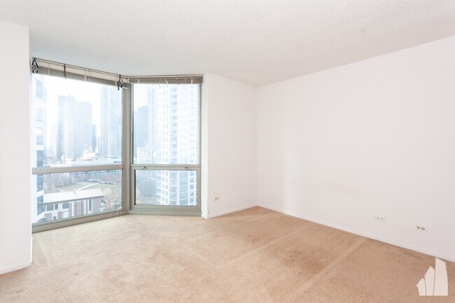 Foto del edificio - 195 N Harbor Dr